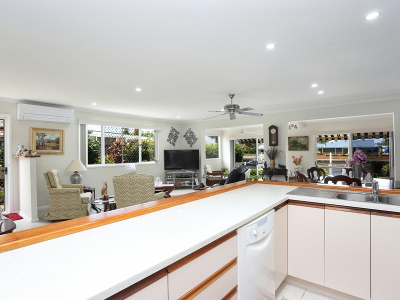 2/8 Tradewinds Drive, Banksia Beach QLD 4507