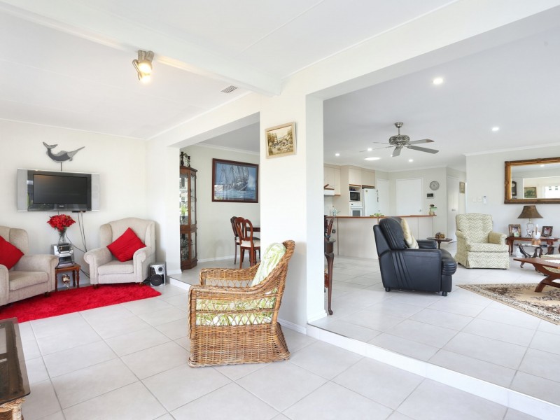 2/8 Tradewinds Drive, Banksia Beach QLD 4507