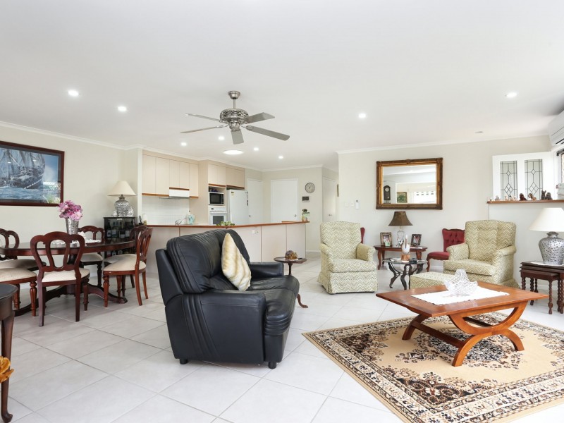 2/8 Tradewinds Drive, Banksia Beach QLD 4507