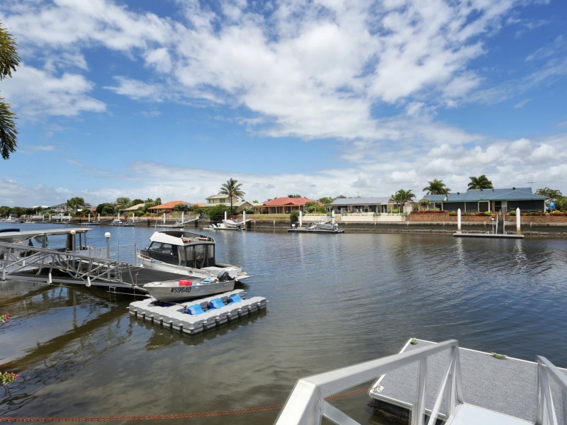 2/8 Tradewinds Drive, Banksia Beach QLD 4507
