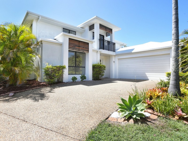 94 Voyagers Drive, Banksia Beach QLD 4507