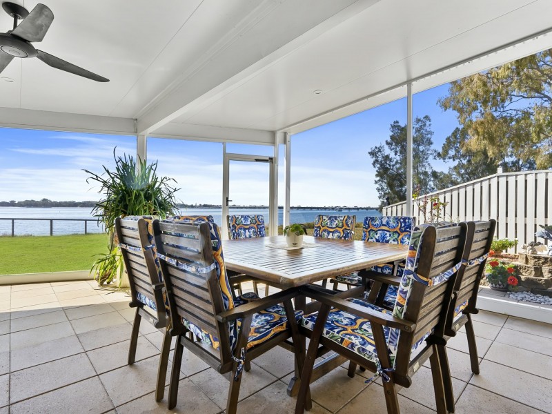 7/18 Spinnaker Drive, Sandstone Point QLD 4511