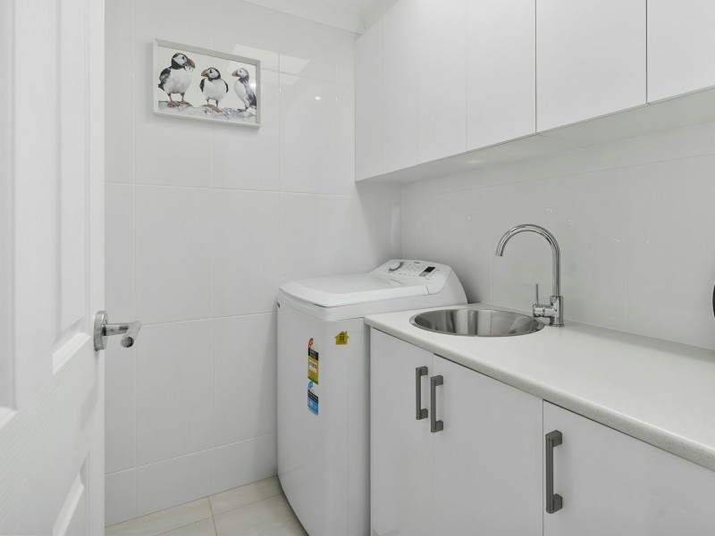 7/18 Spinnaker Drive, Sandstone Point QLD 4511