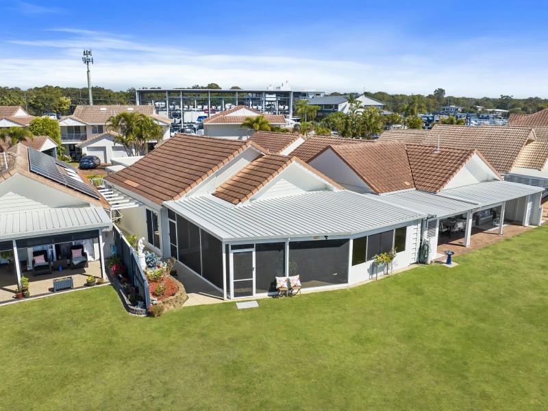 7/18 Spinnaker Drive, Sandstone Point QLD 4511