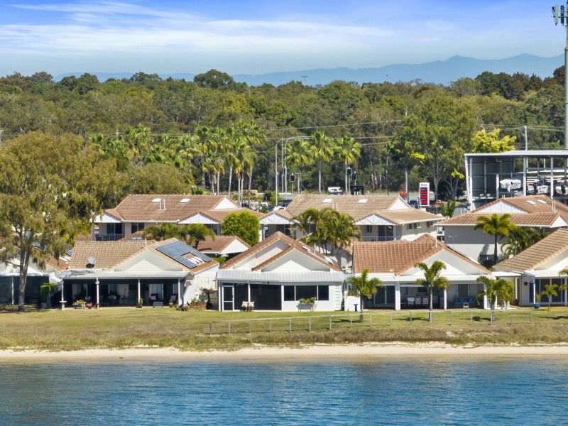 7/18 Spinnaker Drive, Sandstone Point QLD 4511
