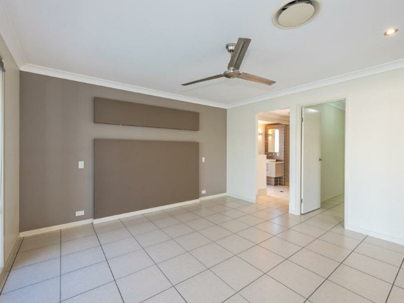 7 Oriole Close, Banksia Beach QLD 4507