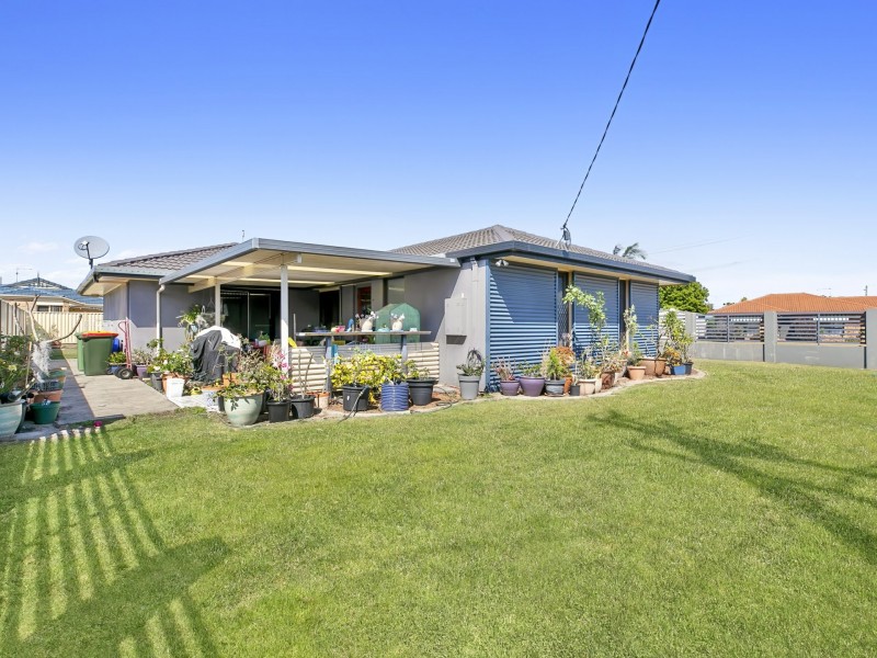 1 Yorkshire Drive, Banksia Beach QLD 4507