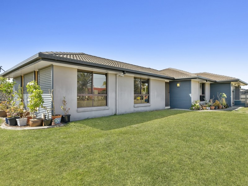 1 Yorkshire Drive, Banksia Beach QLD 4507