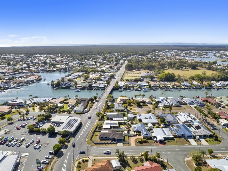 1 Yorkshire Drive, Banksia Beach QLD 4507