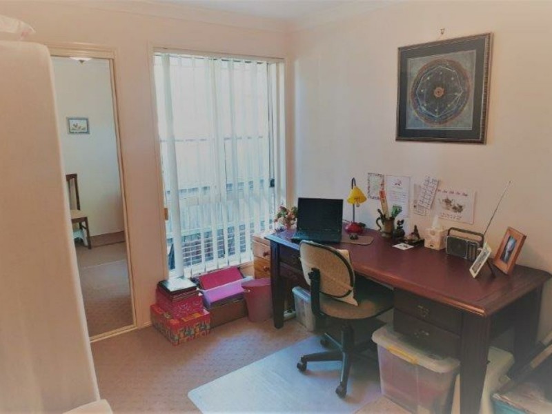 10 Albert Place, Sandstone Point QLD 4511