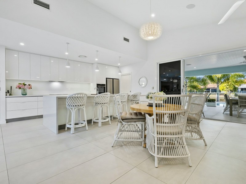 17 Baza Place, Banksia Beach QLD 4507