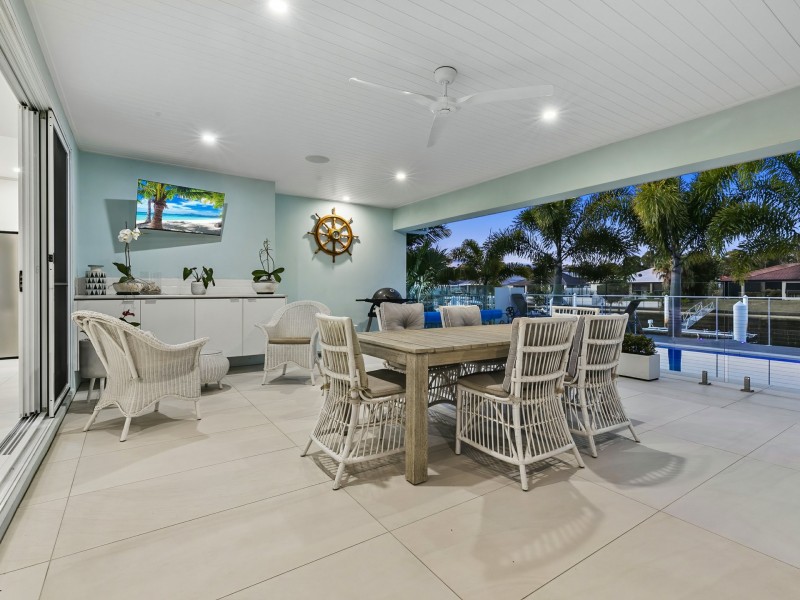 17 Baza Place, Banksia Beach QLD 4507