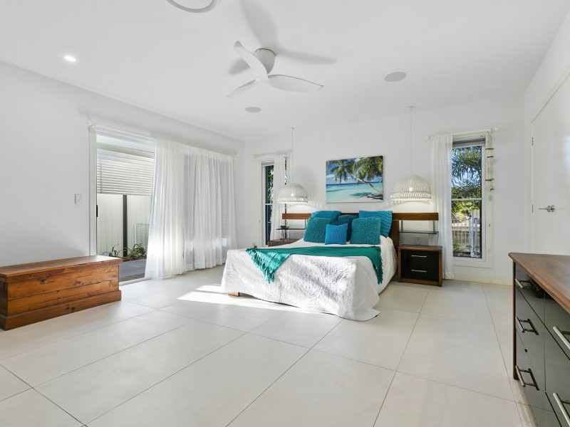 17 Baza Place, Banksia Beach QLD 4507