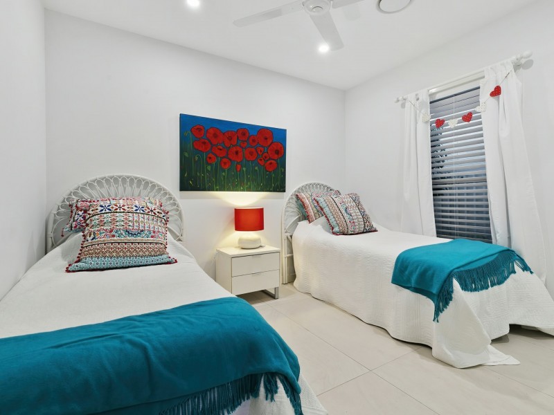 17 Baza Place, Banksia Beach QLD 4507