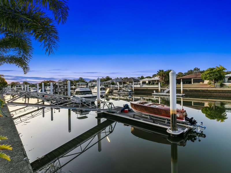 17 Baza Place, Banksia Beach QLD 4507