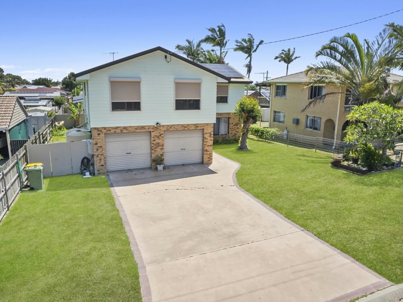 9 Hazell Avenue, Banksia Beach QLD 4507