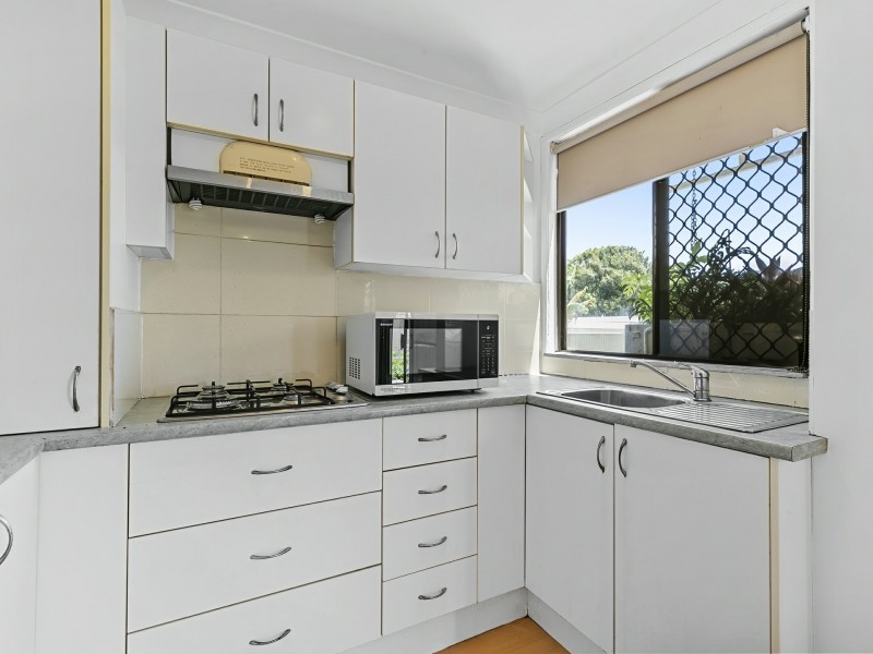 9 Hazell Avenue, Banksia Beach QLD 4507