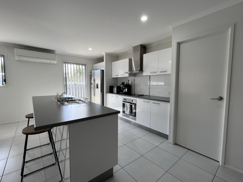67 Bora Place, Ningi QLD 4511