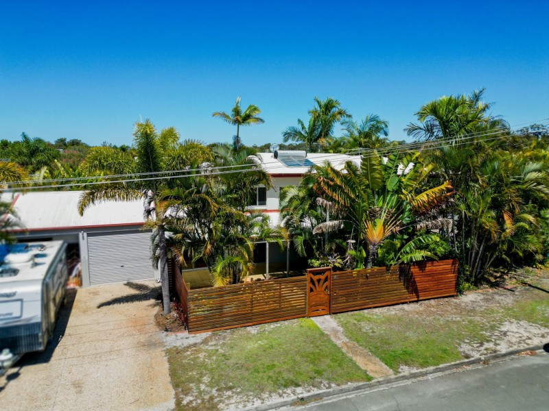11 Brookes Crescent, Woorim QLD 4507