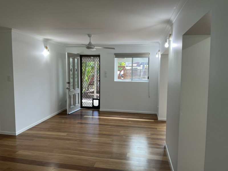 11 Brookes Crescent, Woorim QLD 4507