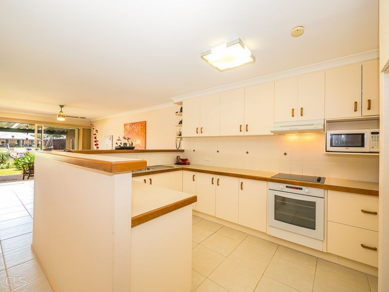 1/41 Oleander Drive, Bongaree QLD 4507