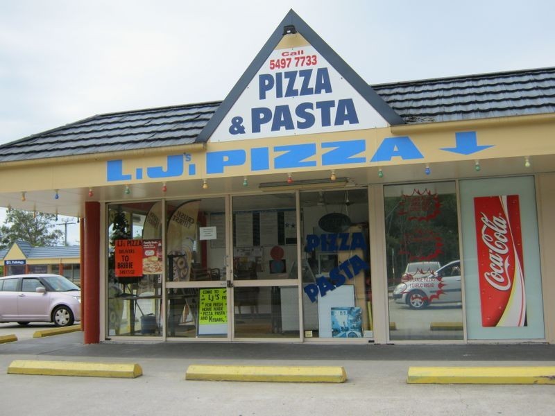 14/1-5 Regina Ave, Ningi QLD 4511