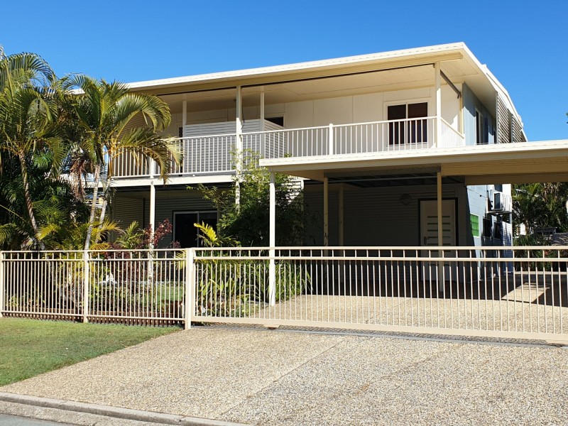 14 Cormorant Street, Bongaree QLD 4507