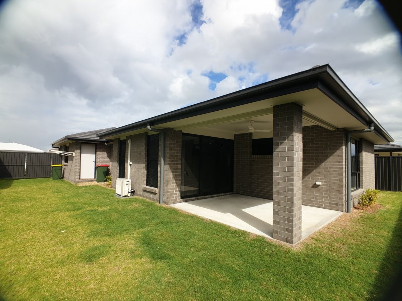 77 Cod Circuit, Bongaree QLD 4507