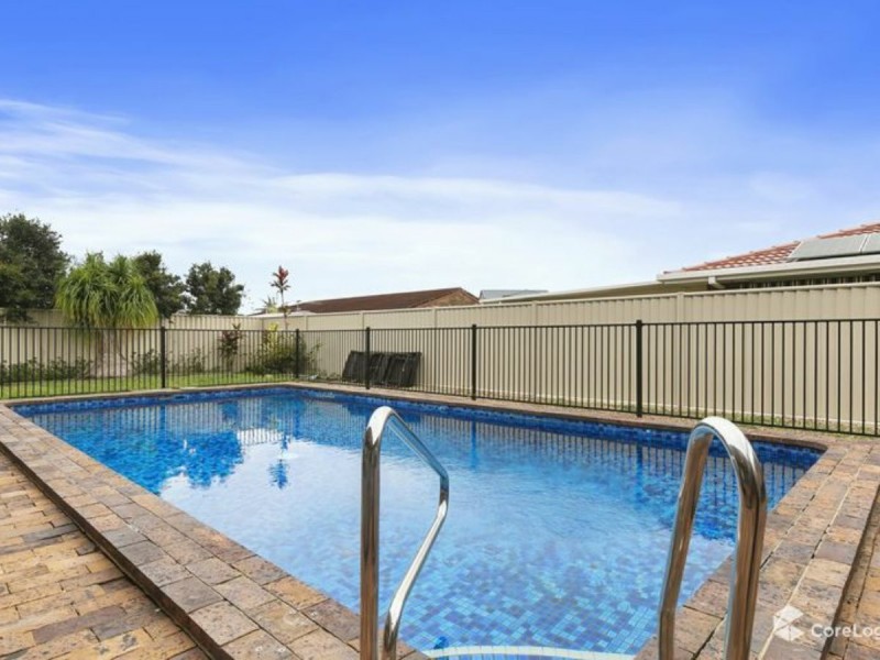 5 Banks Street, Banksia Beach QLD 4507