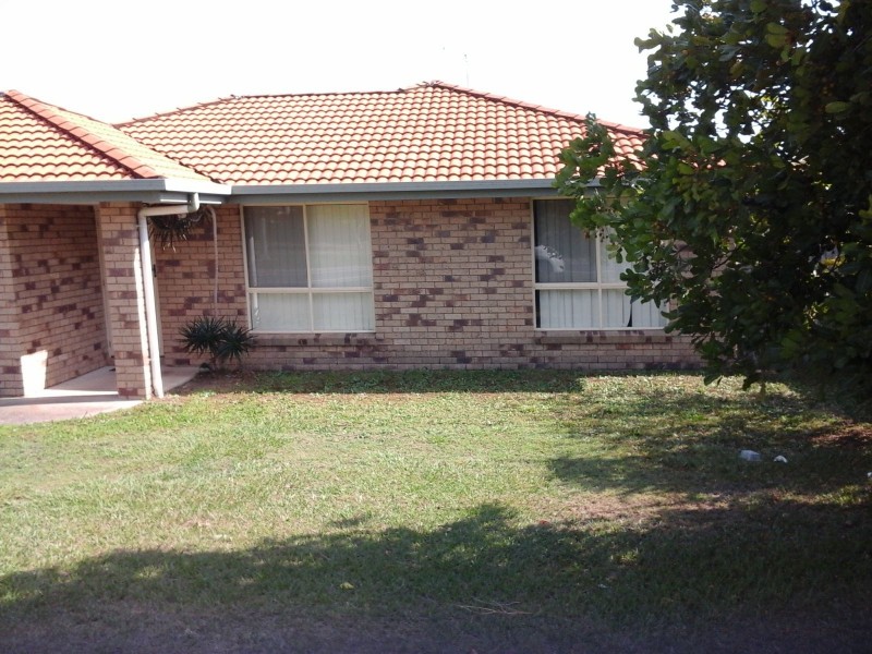 138 Bestmann Road East, Sandstone Point QLD 4511