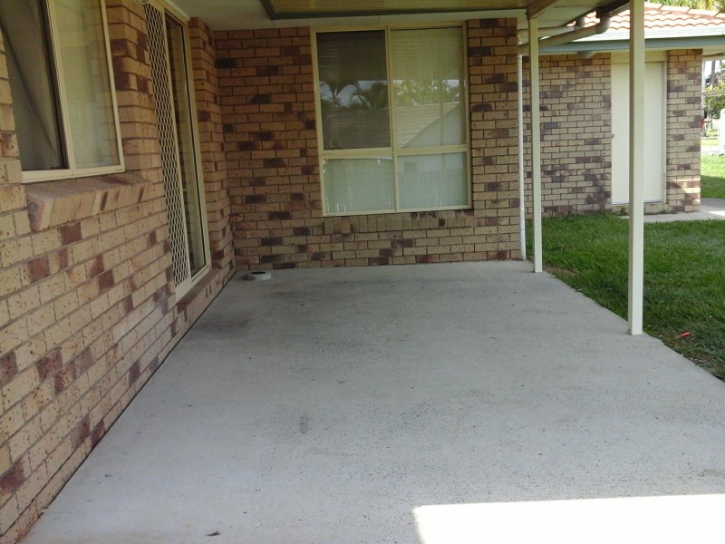 138 Bestmann Road East, Sandstone Point QLD 4511