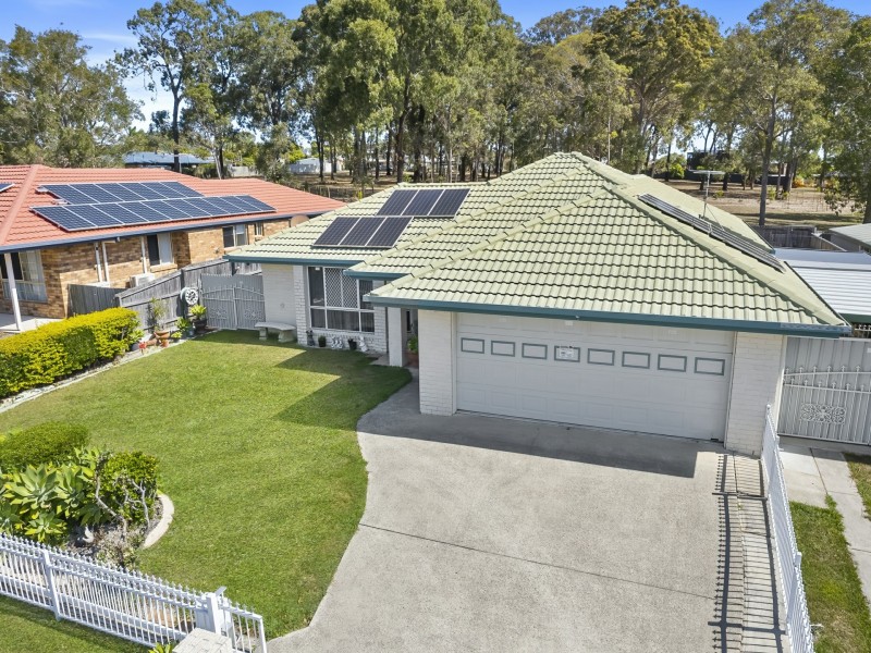 163 Bestmann Road East, Sandstone Point QLD 4511