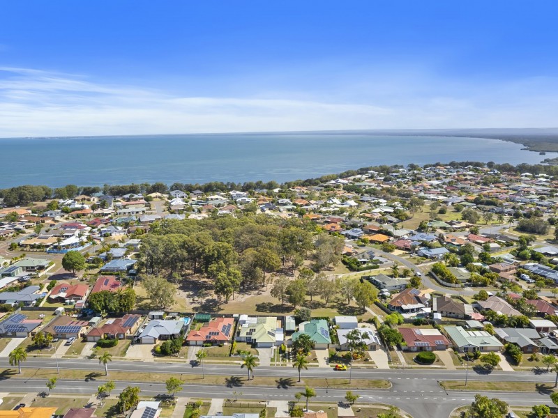 163 Bestmann Road East, Sandstone Point QLD 4511