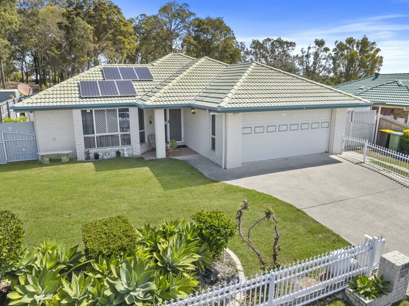163 Bestmann Road East, Sandstone Point QLD 4511