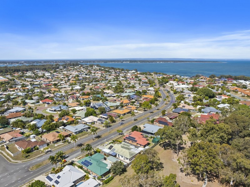 163 Bestmann Road East, Sandstone Point QLD 4511