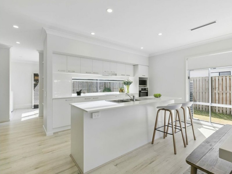 2 Callisia Crescent, Banksia Beach QLD 4507