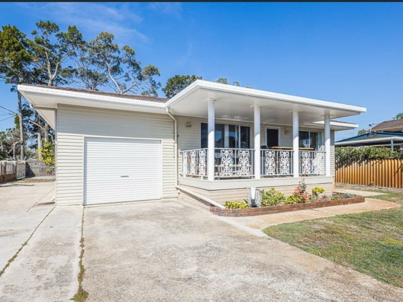 2 Clayton Street, Woorim QLD 4507