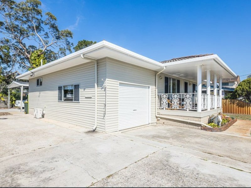 2 Clayton Street, Woorim QLD 4507