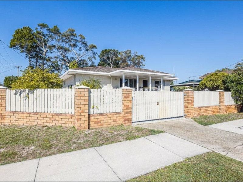 2 Clayton Street, Woorim QLD 4507