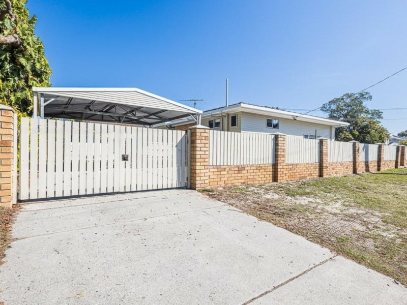 2 Clayton Street, Woorim QLD 4507
