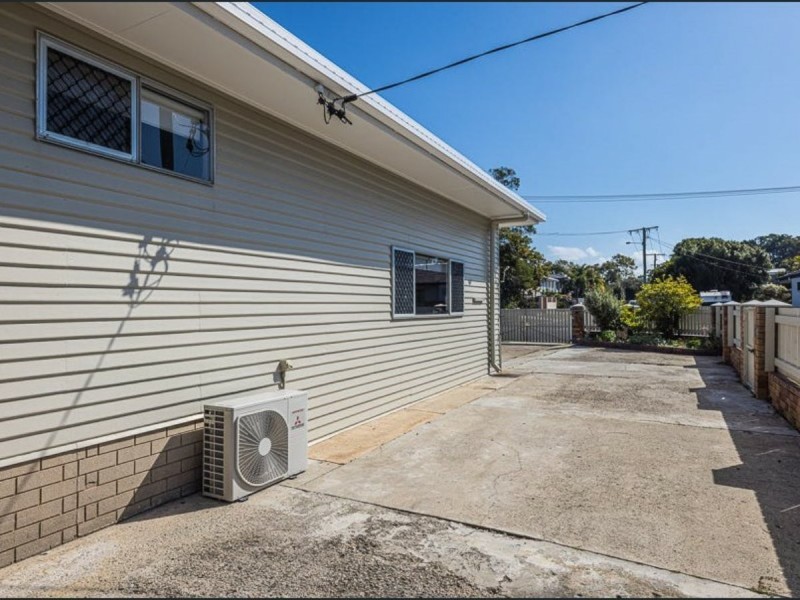2 Clayton Street, Woorim QLD 4507