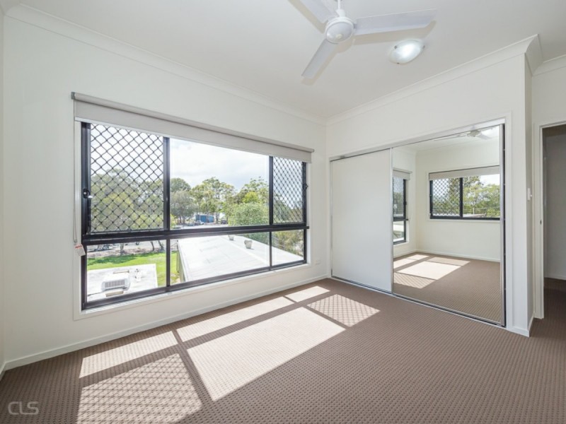 1/4 Kal Ma Kuta Drive, Sandstone Point QLD 4511