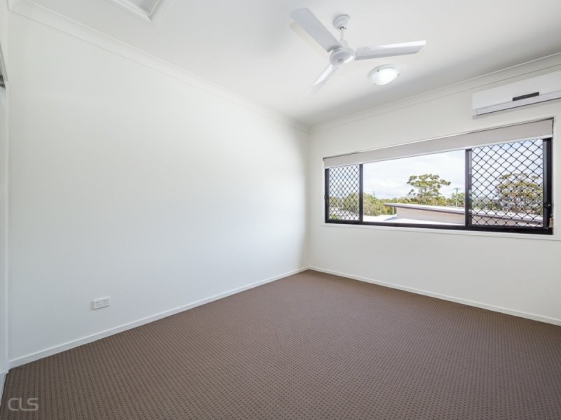 1/4 Kal Ma Kuta Drive, Sandstone Point QLD 4511