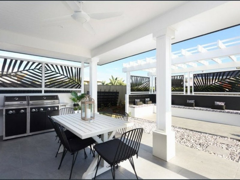 99 Freshwater Drive, Banksia Beach QLD 4507