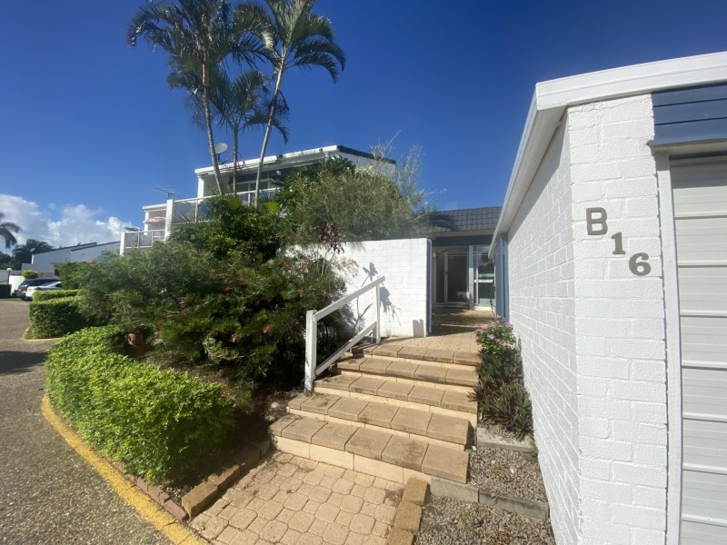 16B/10 Spinnaker Drive, Sandstone Point QLD 4511