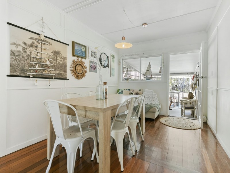 50 North Street, Woorim QLD 4507