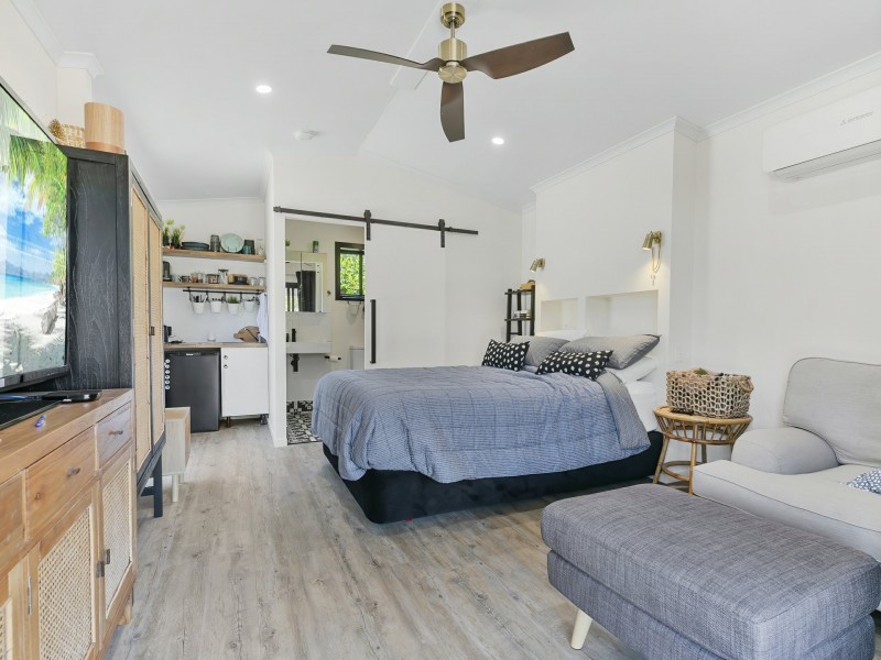 50 North Street, Woorim QLD 4507