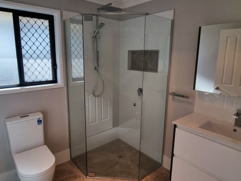 6 Avalon Street, Sandstone Point QLD 4511