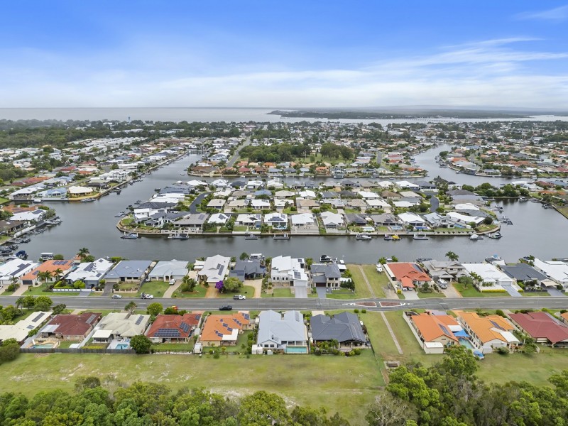 34 Protea Drive, Bongaree QLD 4507