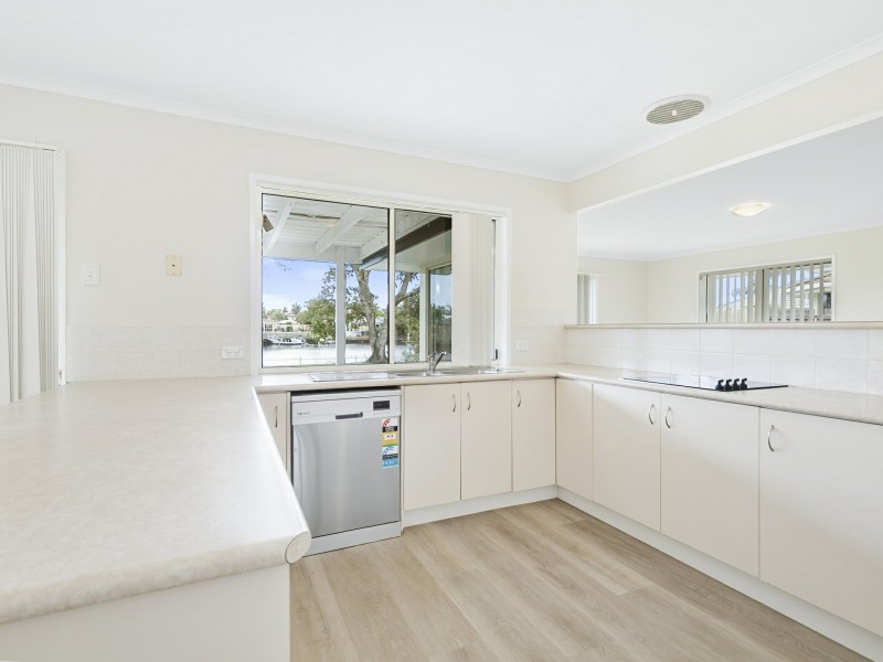18 Pacific Drive, Banksia Beach QLD 4507